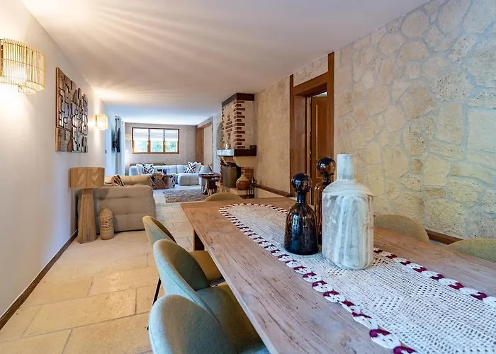 Des Courses - Piscine Et Jardin Villa Deauville