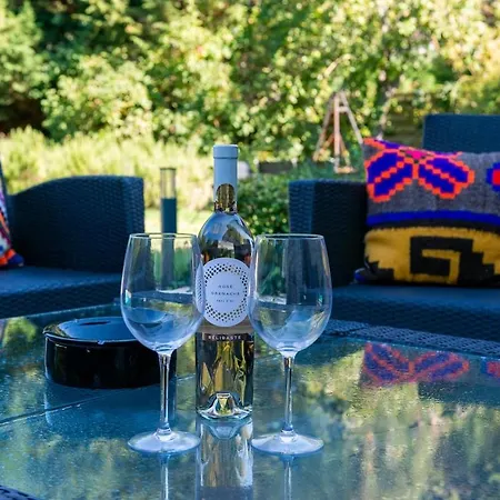 Des Courses - Piscine Et Jardin Deauville