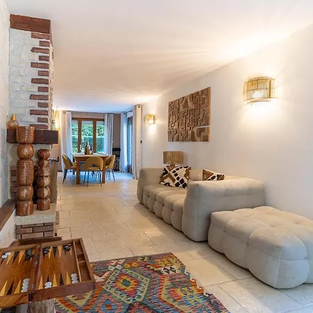 Villa Des Courses - Piscine Et Jardin