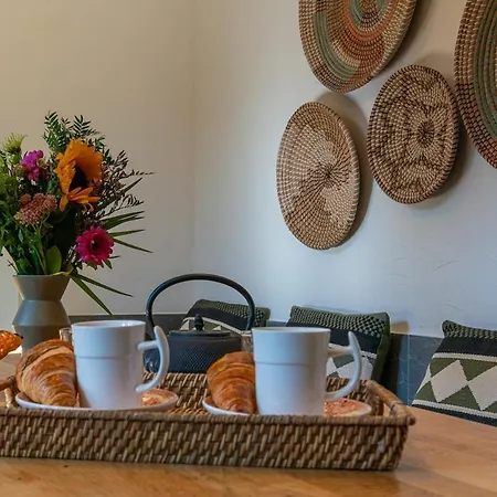 Des Courses - Piscine Et Jardin Villa *