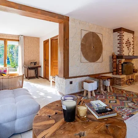 Villa Des Courses - Piscine Et Jardin *