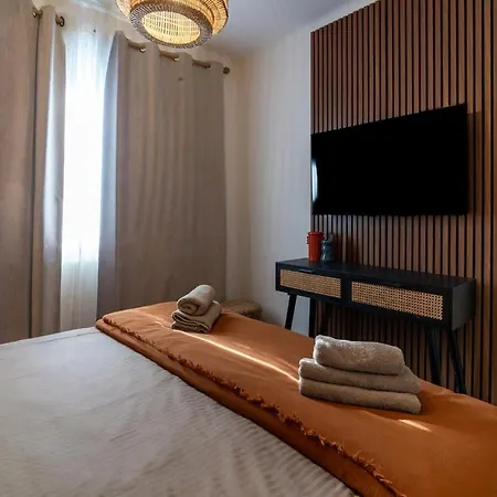 Des Courses - Piscine Et Jardin * Deauville