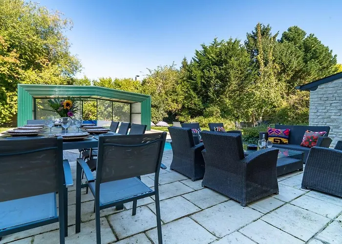 Des Courses - Piscine Et Jardin