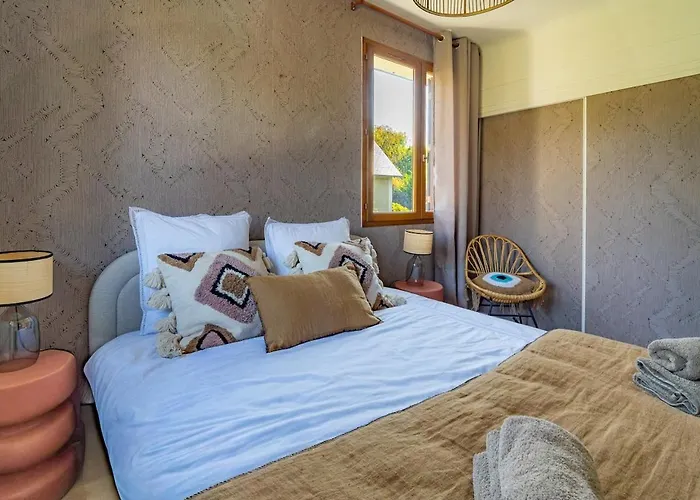 Villa Des Courses - Piscine Et Jardin *