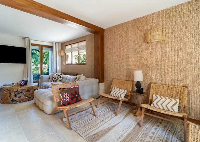 Villa Des Courses - Piscine Et Jardin *