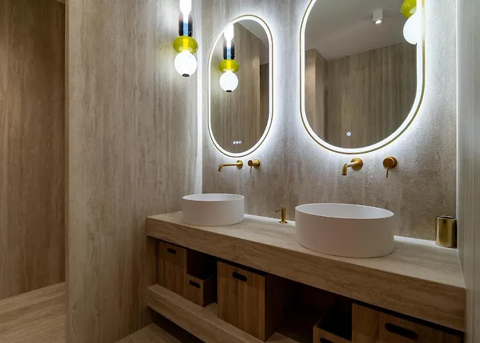 Villa Des Courses - Piscine Et Jardin *